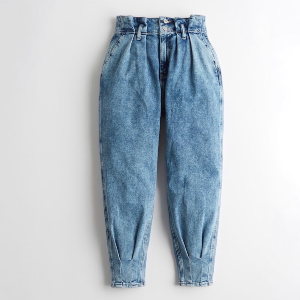 High-Rise Medium Wash Slouchy Taper
